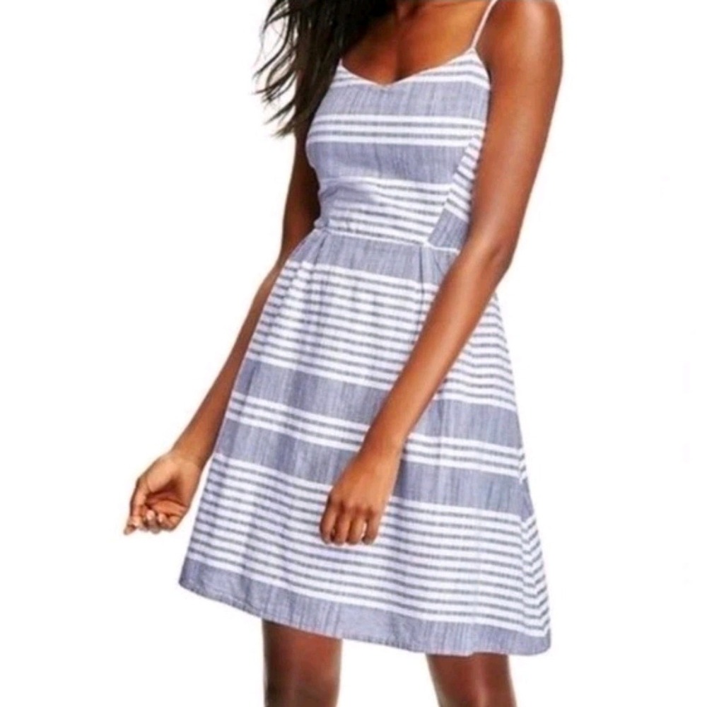 Old Navy Women's Striped Fit and Flare Sundress XL Smocked Back Coastal Nautical